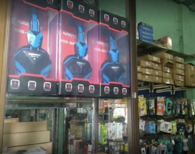 Toko Laptop Harga Murah F-One Computer - Photo by Ide Alamat
