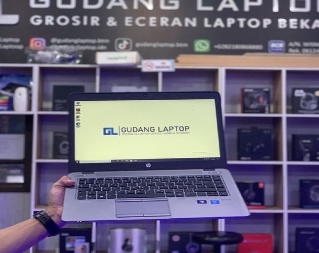 Toko Grosir Gudang Laptop - Photo by Tokopedia